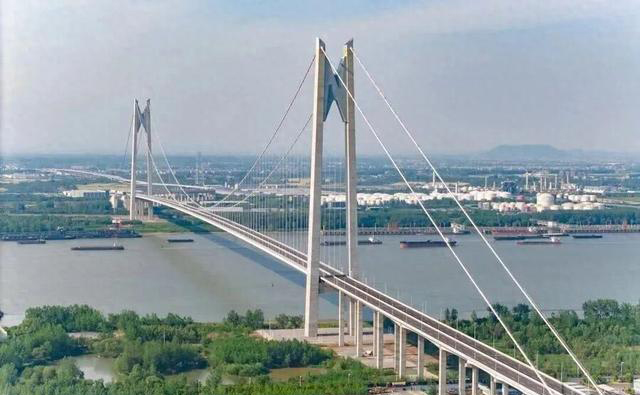 仙新路过江通道.jpg 迈博国际app